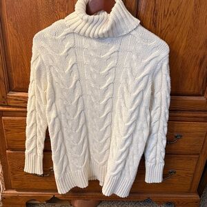 Fisherman cable knit sweater